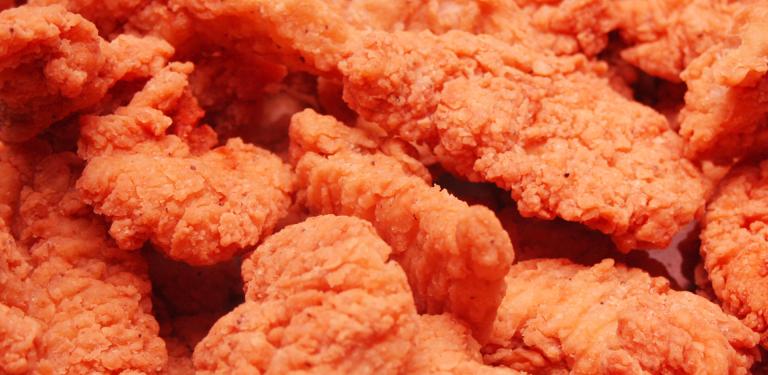 CHICKEN FINGERS PLATE (4) + 1 DRINK (355 ml)