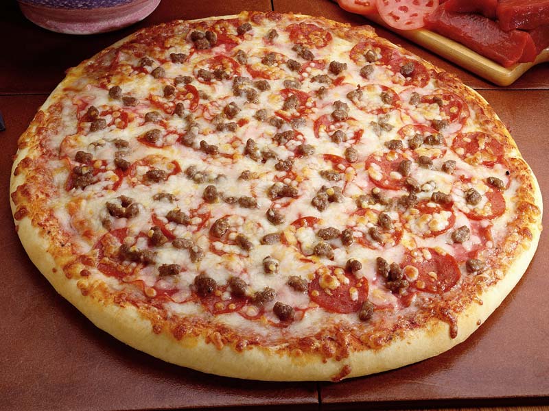 2 Pizzas 16"  + 1 family fries or small poutine + 2L soft drink